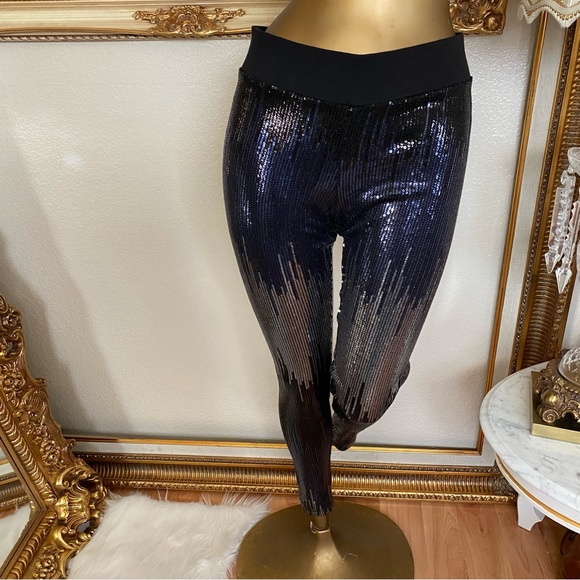 Bebe Warrior Princess Ombré Sequin Leggings - Picture 2 of 10